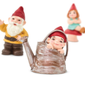 krasnale-krasnoludki-figurk-gnomy-skrzaty-zabawki-edukacyjne-pomoce-montessori-material-gnome-toob-safari (1).png